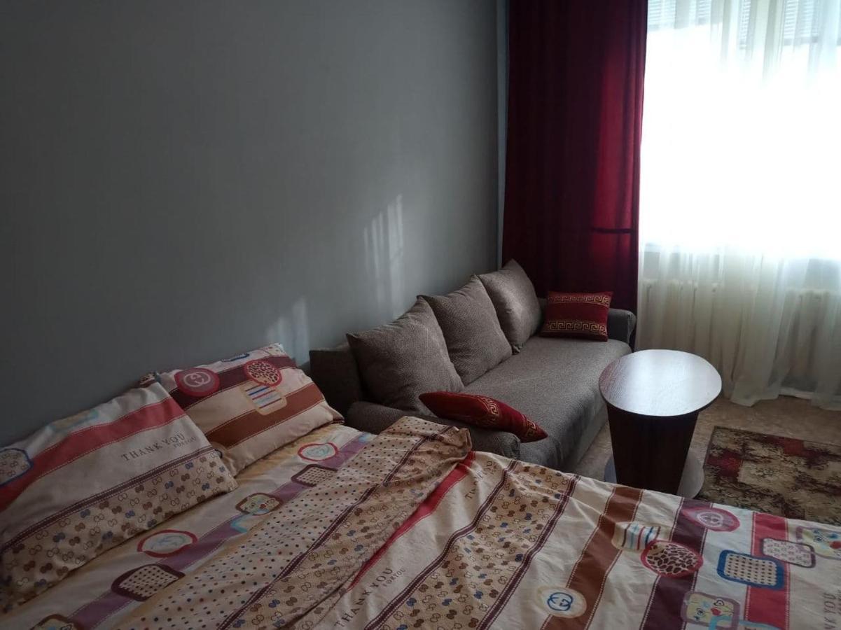 Уютная, Просторная Квартира, Рядом С Пр. Воронцова Dnepropetrovsk Exterior foto